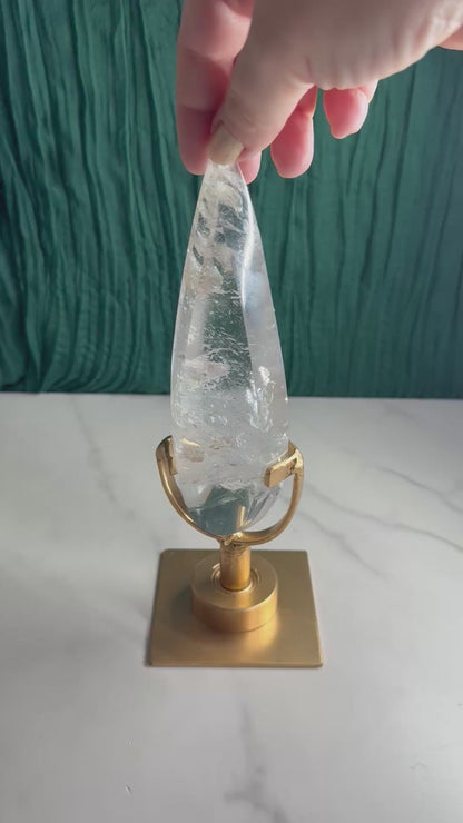 Lemurian Teardrop